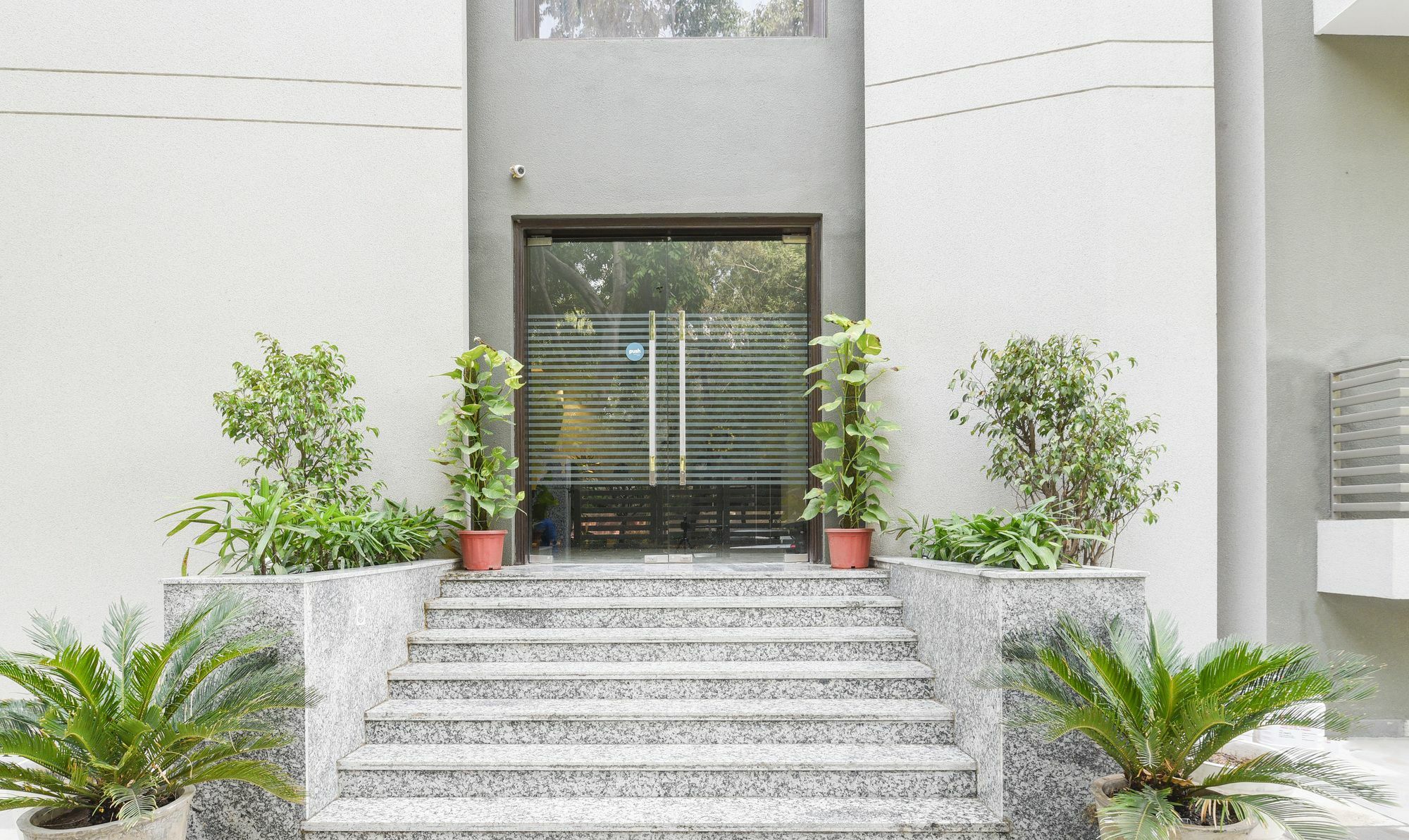 Treebo Iffco Chowk Gurgaon Exteriör bild